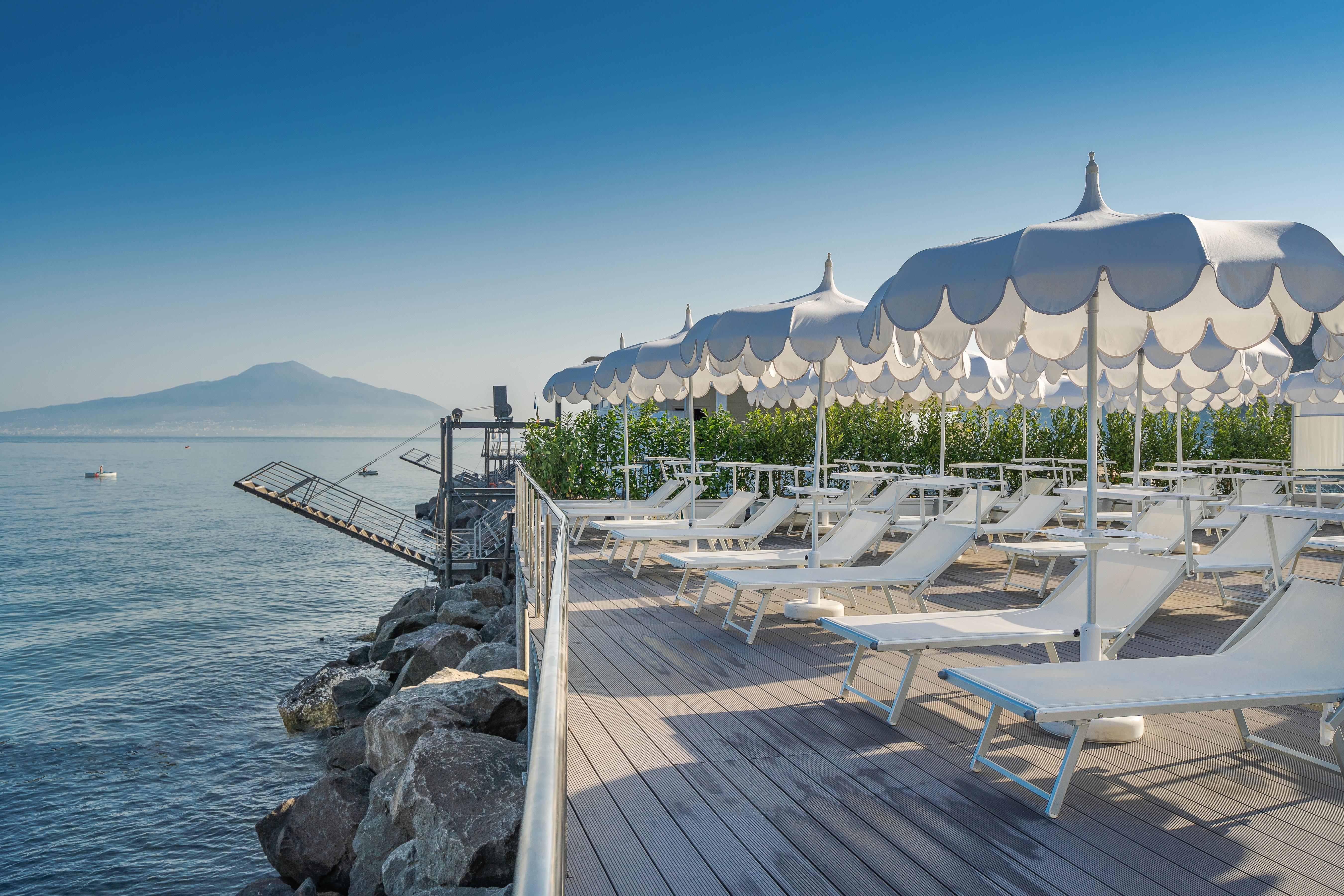 Hotel Mary فيكو إيكوينس المظهر الخارجي الصورة