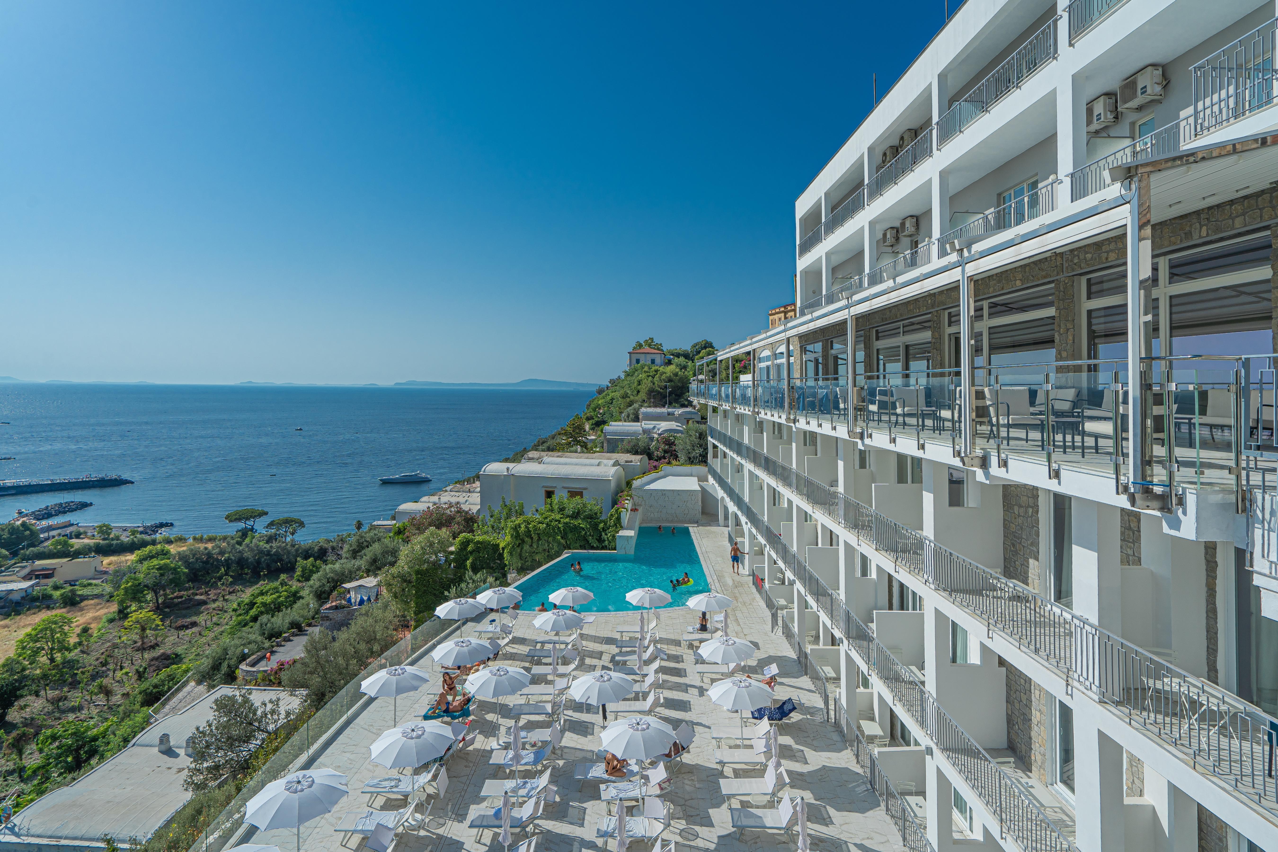 Hotel Mary فيكو إيكوينس المظهر الخارجي الصورة